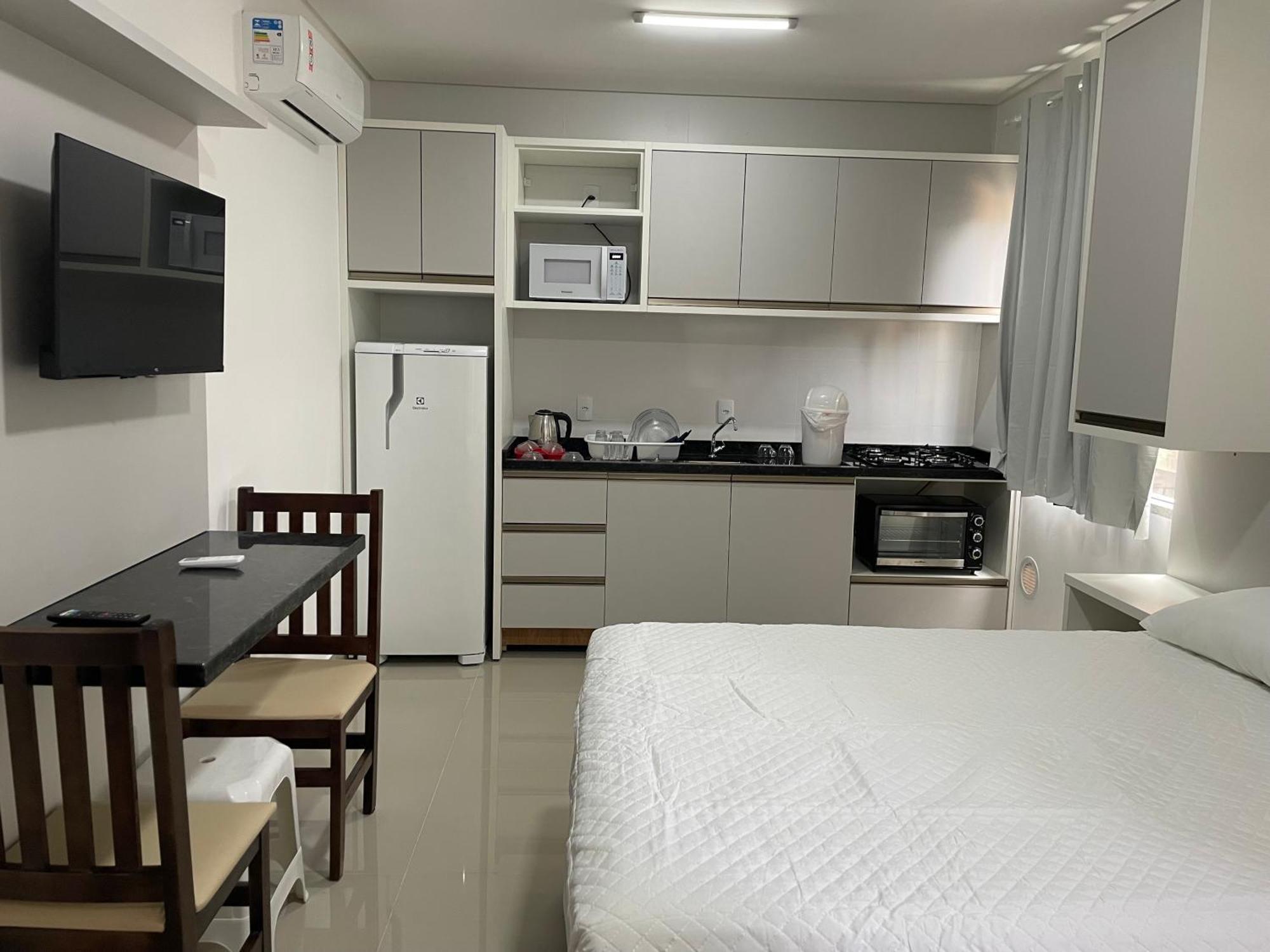 בומבינאס Praia Grande Residence מראה חיצוני תמונה